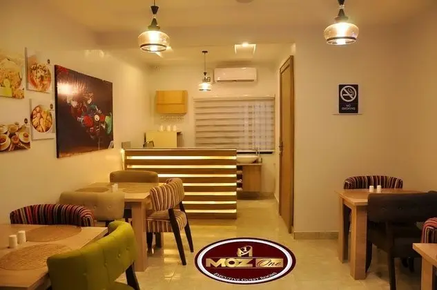 Moz One Executive Guest Rooms Hombori - Kahvaltı