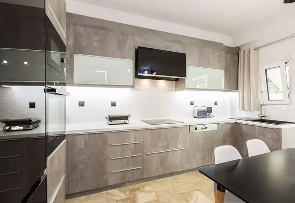 Mpali Bay View And Beach Front Apt Crete - Mutfak