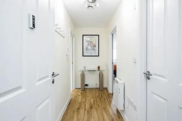 MPL Apartments - Queens Broadway F3 - Lobi