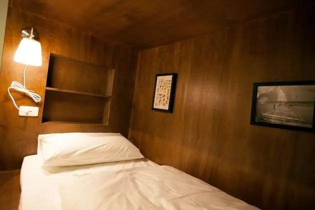 Mr Lobster's Secret Den Design Hostel - Oda