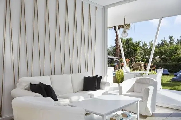 Mr & Mrs White Corfu Couples Retreat Adults Only - Lobi