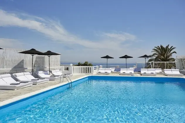 Mr & Mrs White Tinos - Havuz