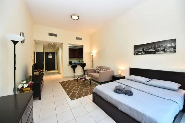 MRH - Studio in Discovery Gardens - Öne Çıkan Resim
