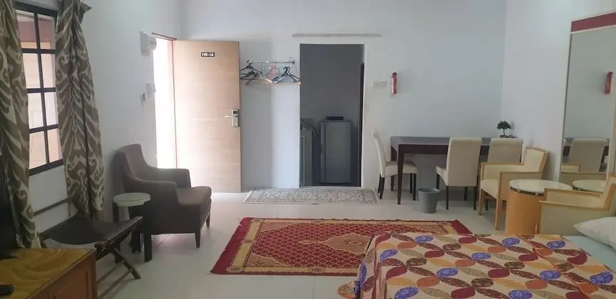 Mri Homestay Sg Buloh - Studio Unit With Chargeable Private Pool - Mülk Olanakları