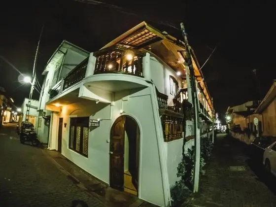Mrs Wijenayake's Beach Haven Guest House - Dış Mekan