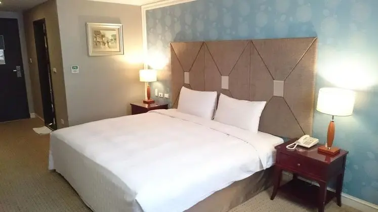 Mrt Hotel