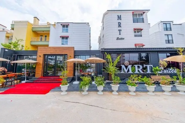Mrt Suites Lara - Bar