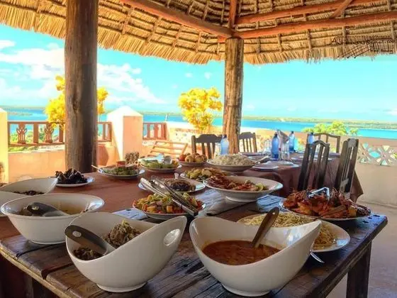Msafini MangoTop Roof Hotel - Yerinde Yemek