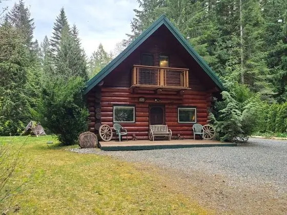 Mt Baker Lodging Cabin 11 - LOG CABIN, SLEEPS 7! by MBL