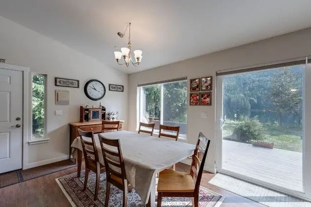 Mt Baker Lodging Cabin 47 - FRPL, LK VIEW, SLEEPS 6! by MBL - Yerinde Yemek