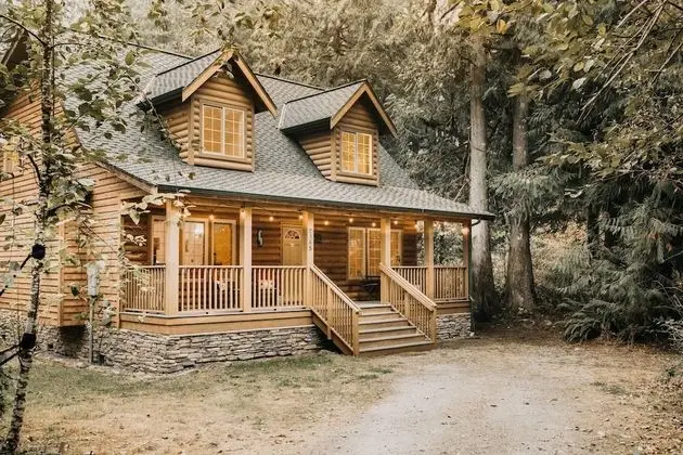Mt. Baker Lodging Cabin 89 – Hot Tub, WiFi, Sleeps 4! by MBL - Dış Mekan