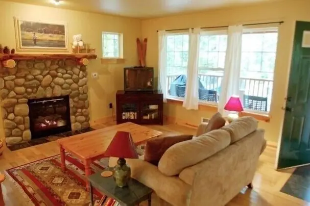 Mt Baker Lodging Cabin 95 - Sleeps 4 - Oda