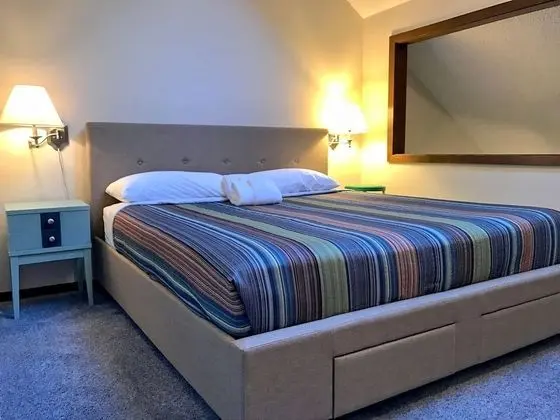 Mt Baker Lodging Condo 14 - FRPL, WIFI, SLEEPS-6! by MBL - Oda