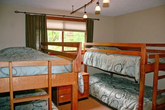 Mt. Baker Lodging Condo 41 – Sauna, WiFi, Sleeps 8! by MBL - Oda