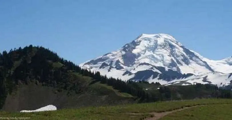 Mt Baker Lodging Ensuite 5 - Sleeps 2