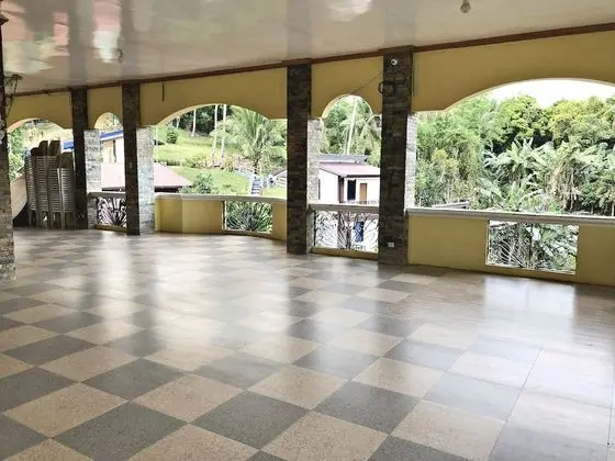 Mt. Maculot View Resort - İç Mekan