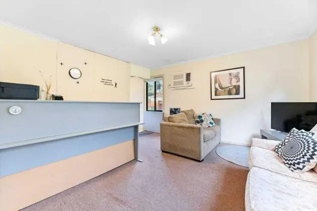 Mt Waverley Townhouses - Lobi