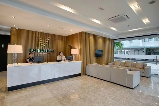 MTREE HOTEL NILAI KLIA AIRPORT - Lobi