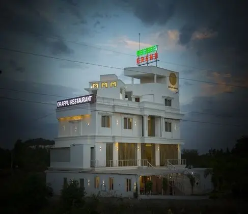 Mugunda Grand