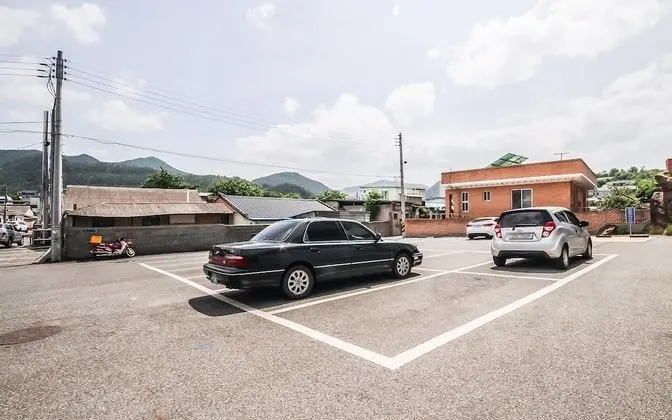 Muju Girin