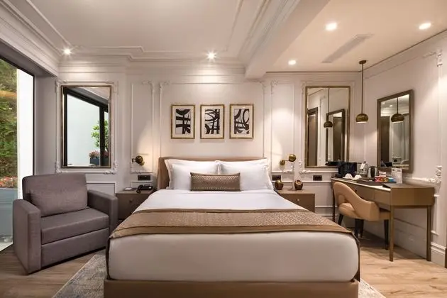Mula Hotel