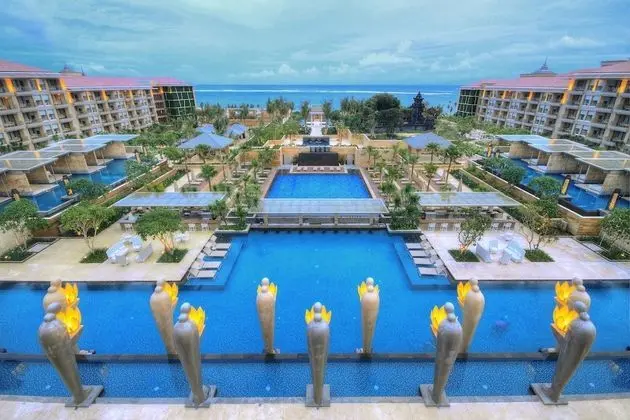 Mulia Resort - CHSE Certified - Havuz