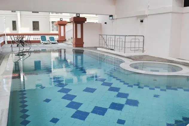 Mulia Hotel - Havuz