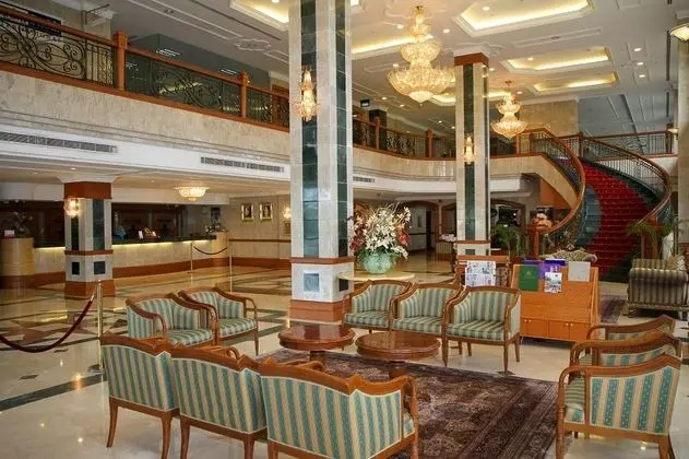 Mulia Hotel - Lobi