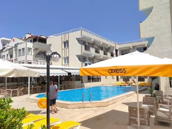 Mulka Hotel - Havuz