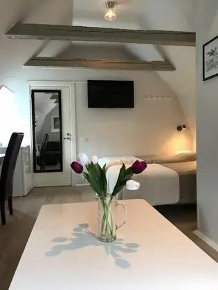 Mullbärsgården Bed & Breakfast - İç Mekan