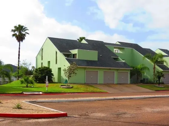 Multi Resorts at Puente Vista