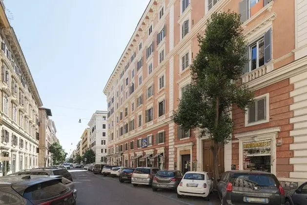 Multifunctional Apartment San Pietro