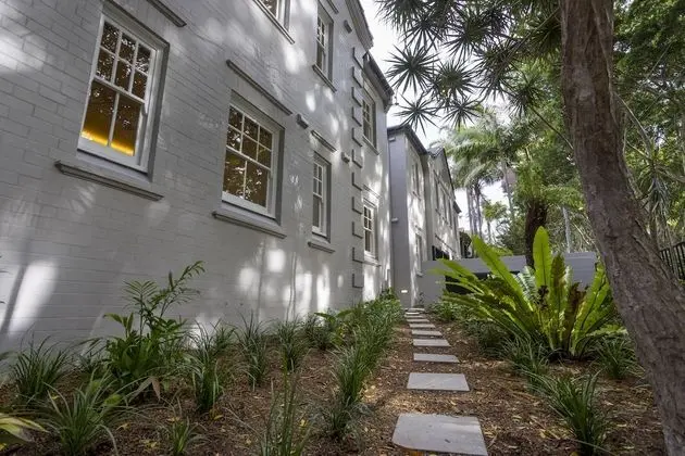 Mulwarree Ave Apartments