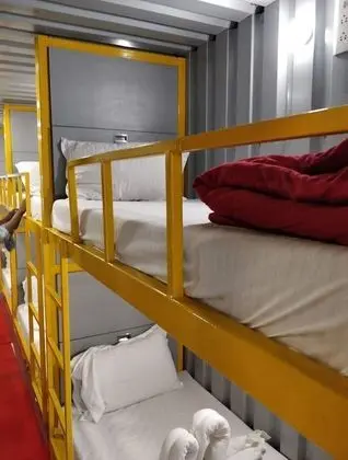 Mumbai Backpackers, Andheri MIDC - Oda