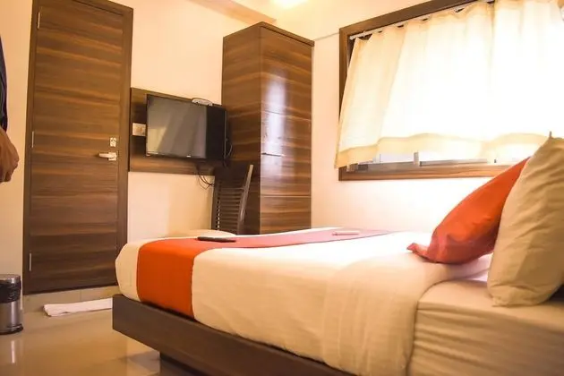 Hotel Mumbai International - Oda