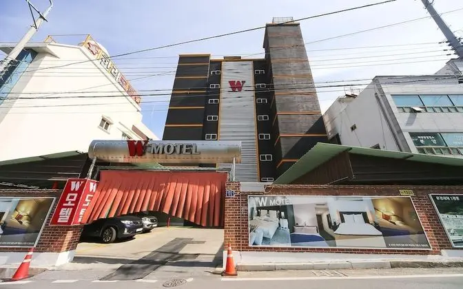 Mungyeong Hotel W