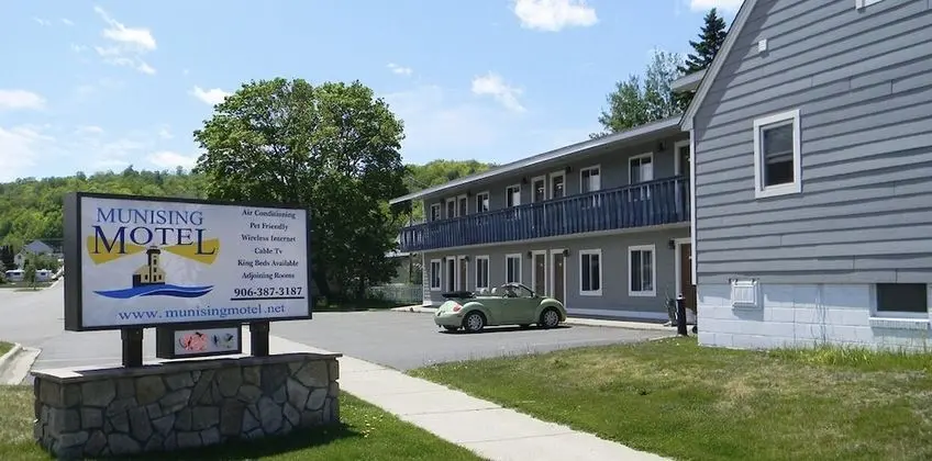 Munising Motel - Dış Mekan