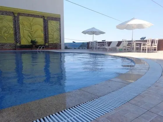 Muong Thanh Grand Nha Trang Hotel - Havuz