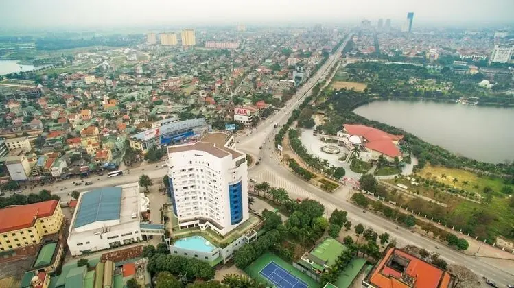 Muong Thanh Grand Phuong Dong Hotel - Dış Mekan