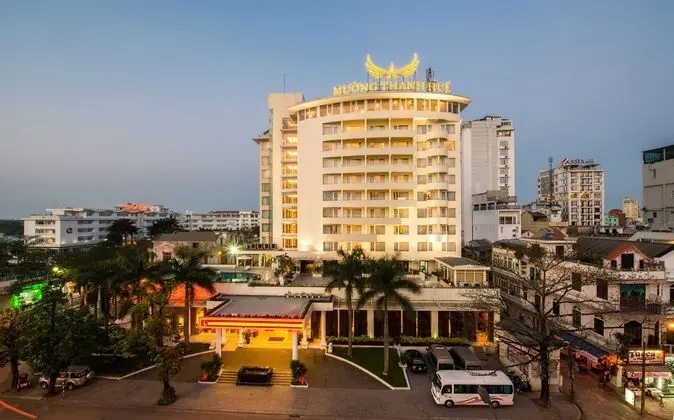 Muong Thanh Holiday Hue Hotel - Dış Mekan