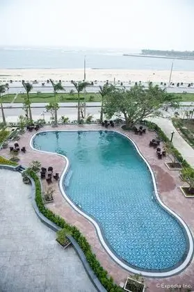 Muong Thanh Holiday Quang Binh Hotel - Havuz
