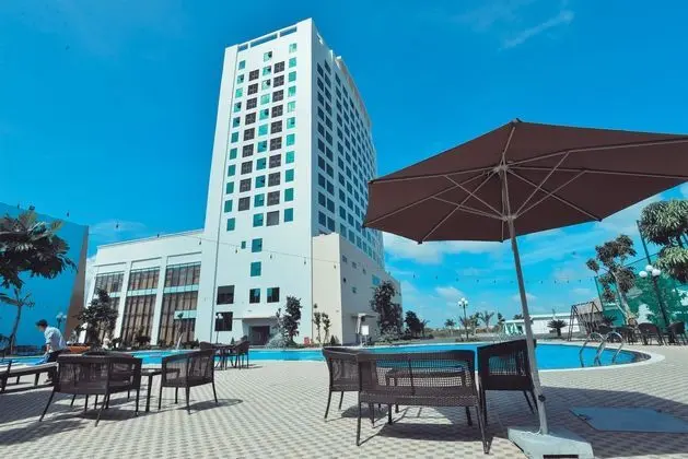 MUONG THANH LUXURY CA MAU HOTEL - Havuz