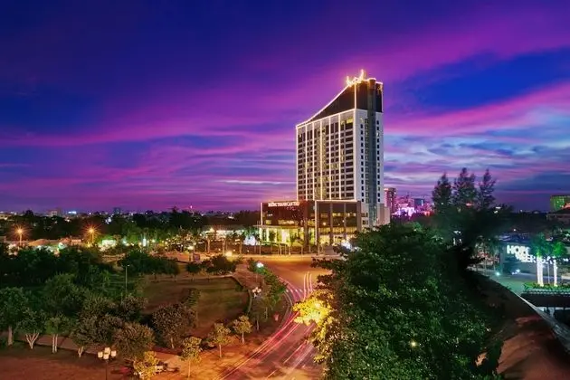 Muong Thanh Luxury Can Tho Hotel - Dış Mekan