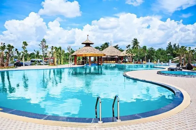 Muong Thanh Luxury Can Tho Hotel - Havuz