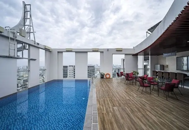 Muong Thanh Luxury Saigon Hotel - Havuz
