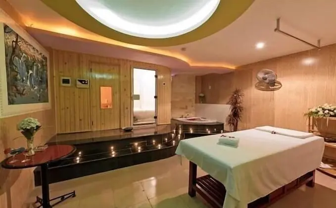 Muong Thanh Thanh Nien Vinh Hotel - Spa