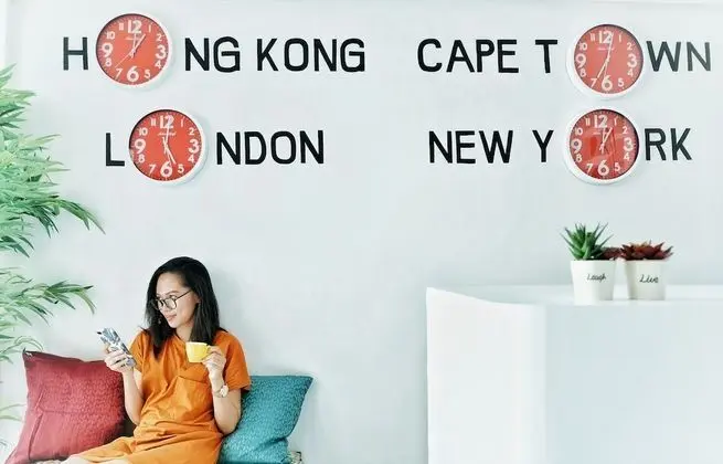 Murals Hostel and Cafe - Lobi