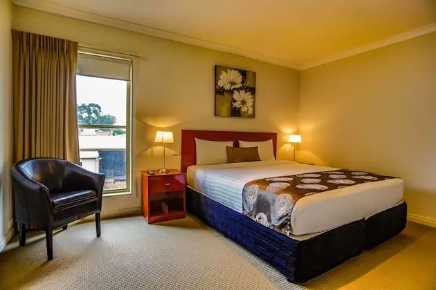 Murray Waters Motor Inn & Apartments - Oda