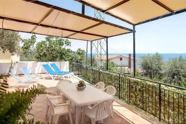 The Muse - A Well Designed Apartment With a Lovely Spacious Terrace - Oda