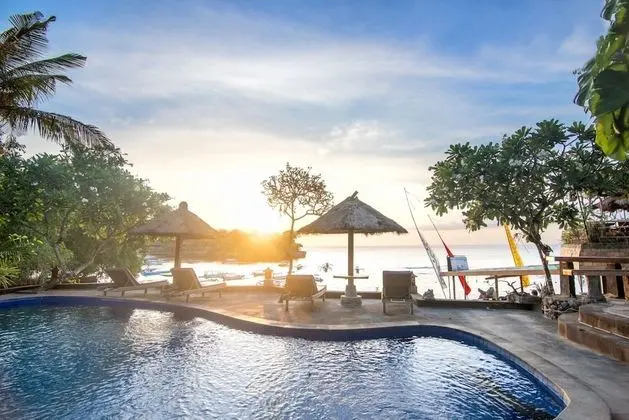 Mushroom Beach Bungalow - Havuz